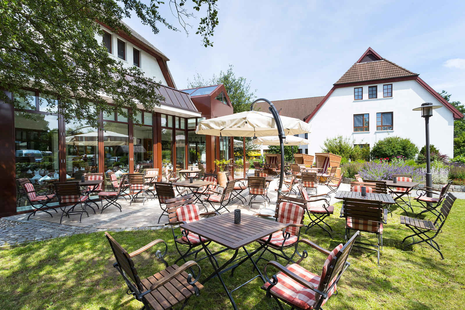 Gartenterasse des Restaurants vom Hotel Warnemünder Hof